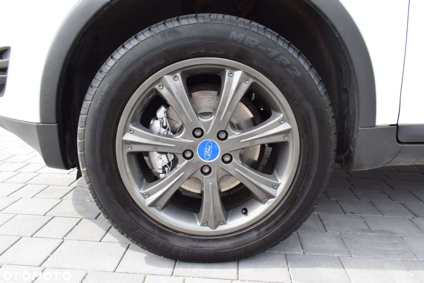 Ford Kuga - 33