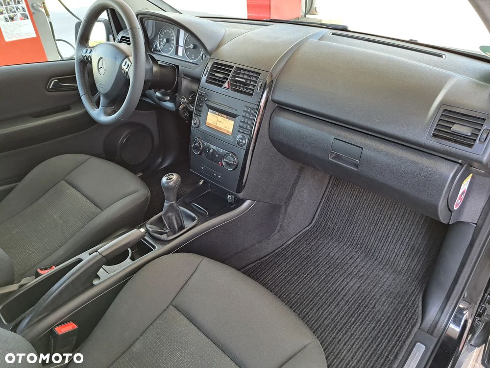 Mercedes-Benz Klasa A 160 BlueEFFICIENCY - 20