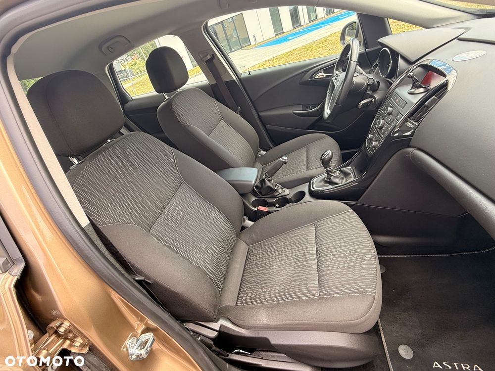 Opel Astra 1.6 Active - 22