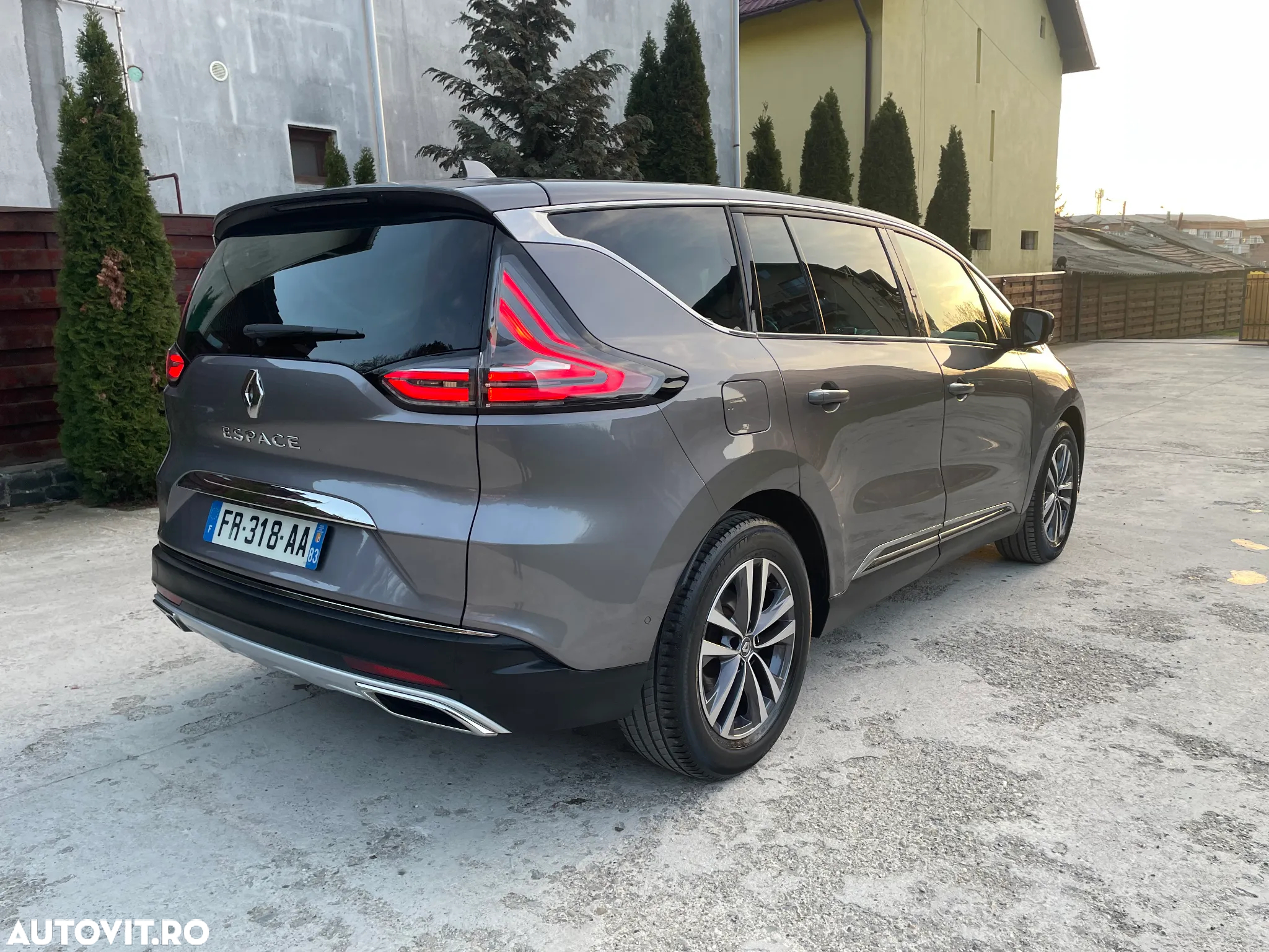 Renault Espace BLUE dCi 190 EDC INTENS - 11