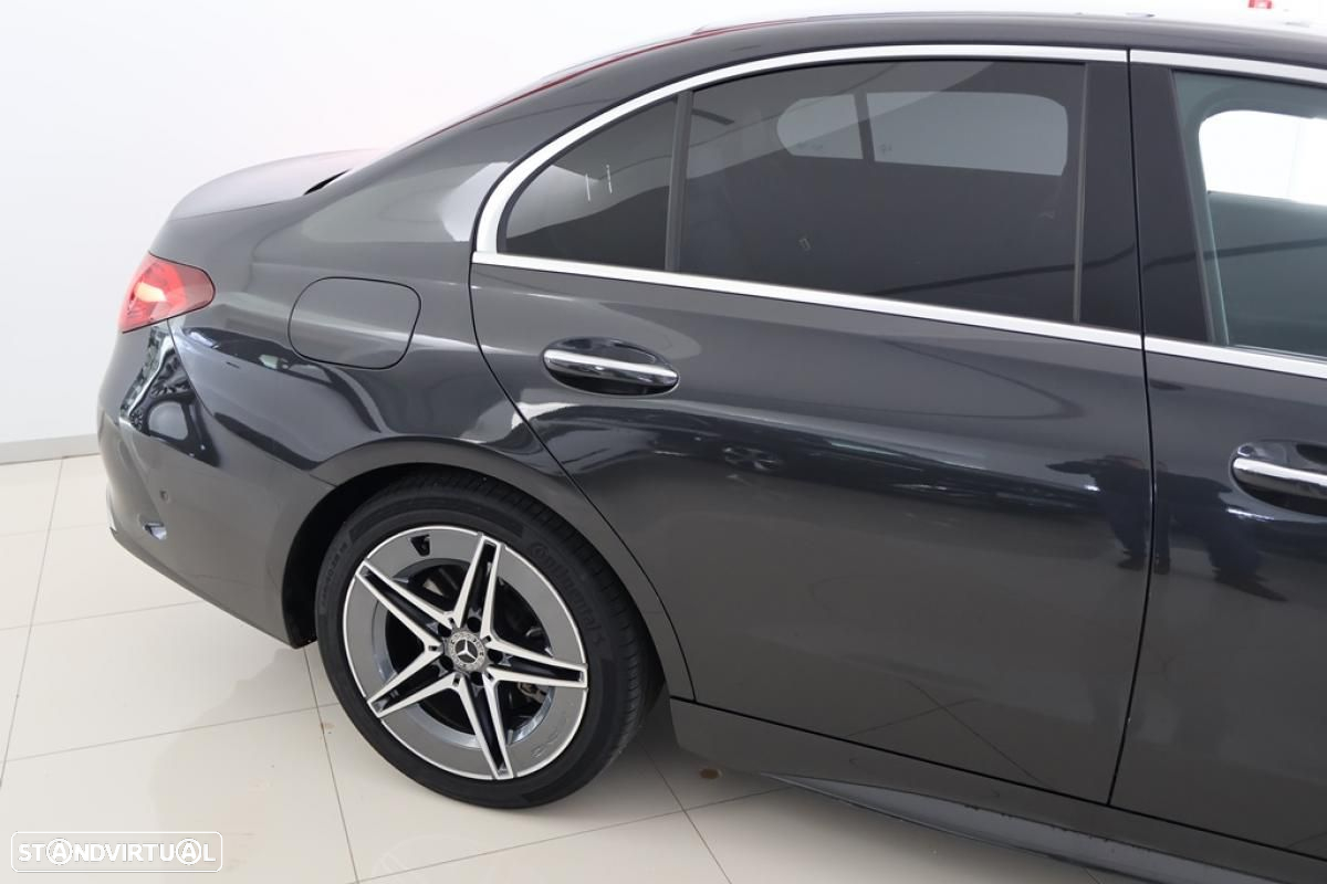 Mercedes-Benz C 300 d AMG Line - 3
