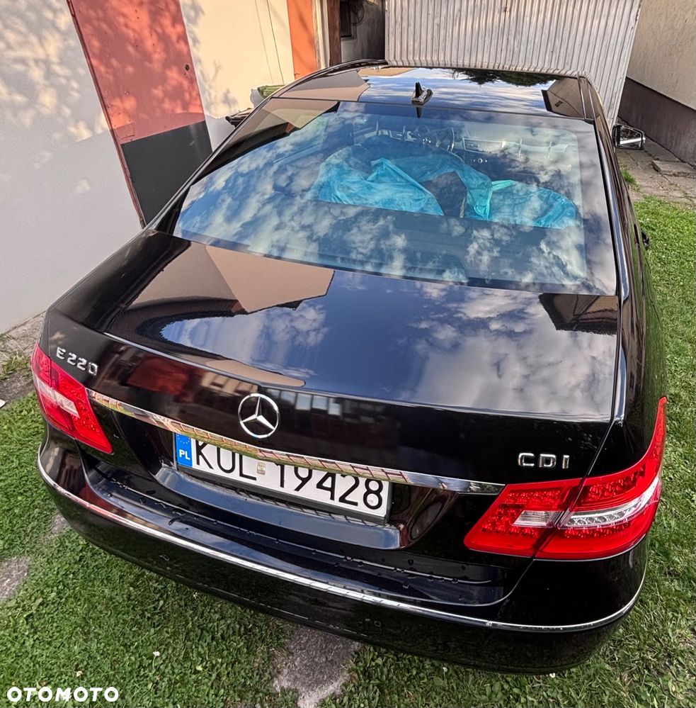 Mercedes-Benz Klasa E 220 CDI DPF BlueEFFICIENCY Automatik - 6