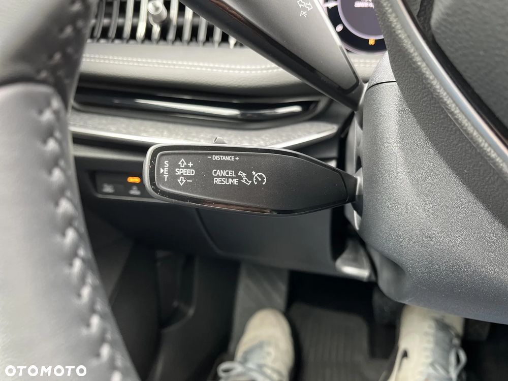 Skoda Superb 2.0 TDI SCR Selection DSG - 40