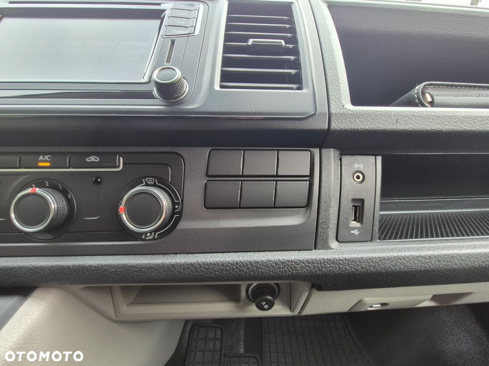 Volkswagen Transporter T6 - 28