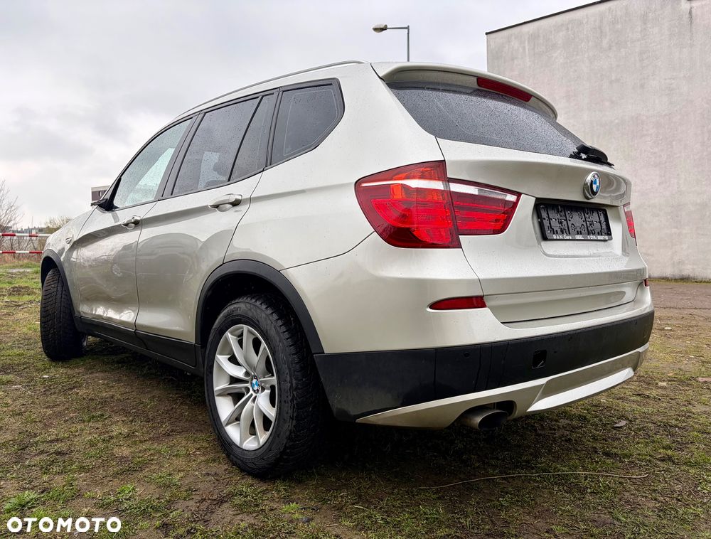 BMW X3 xDrive20d - 26
