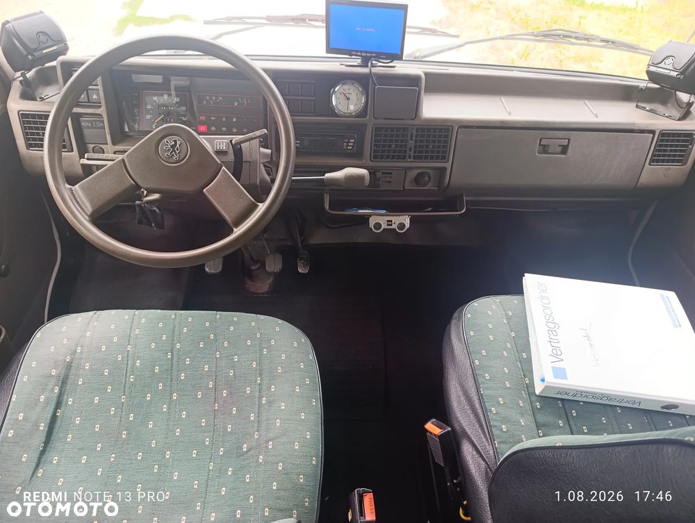 Peugeot J5 - 8