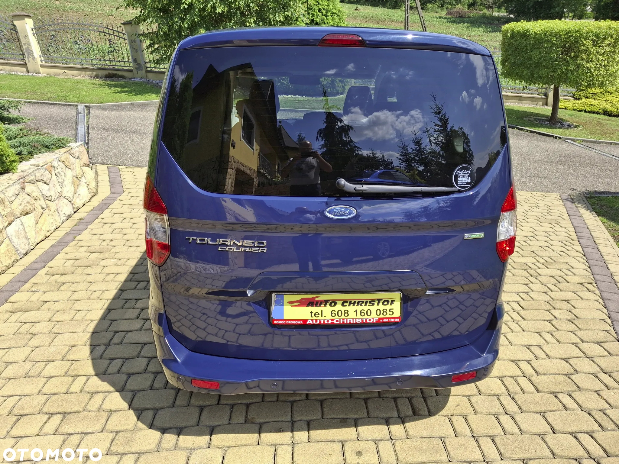 Ford Tourneo Courier 1.0 EcoBoost Ambiente - 6