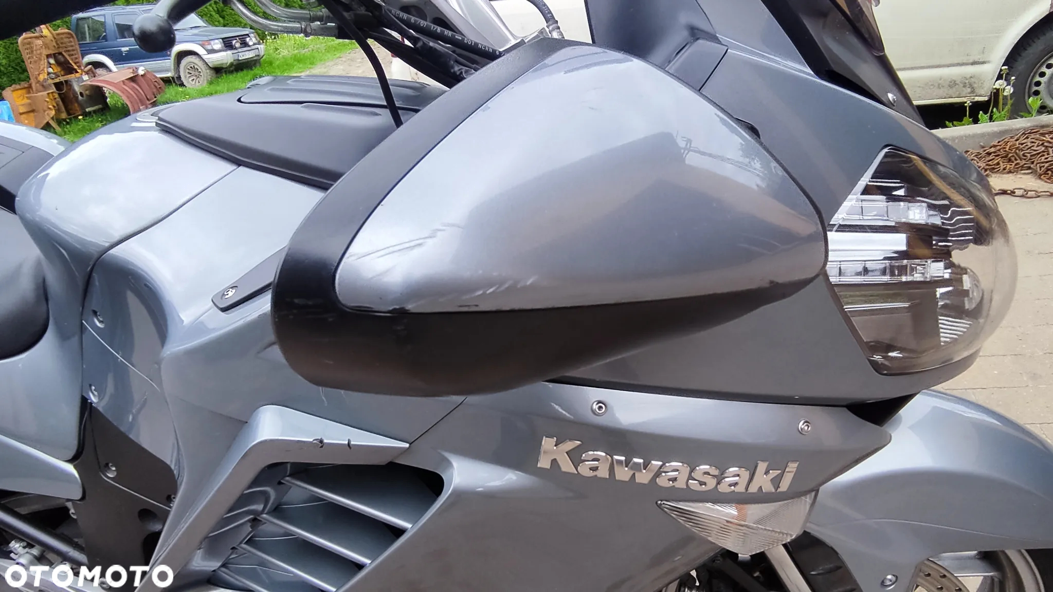 Kawasaki GTR - 16
