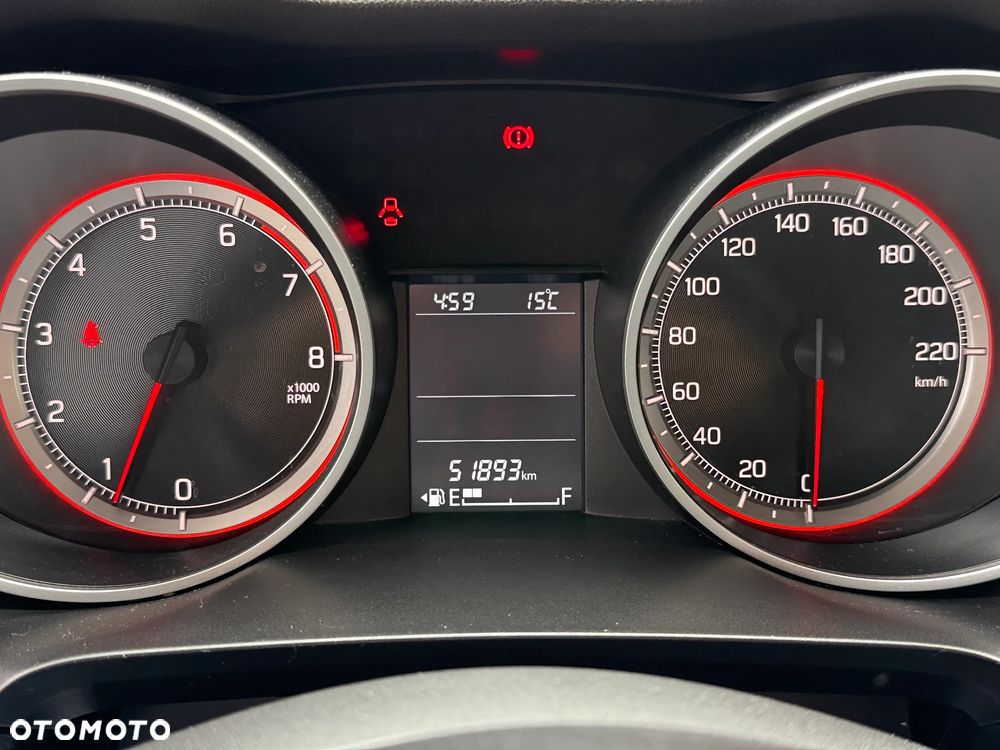 Suzuki Swift 1.2 Premium Plus - 12