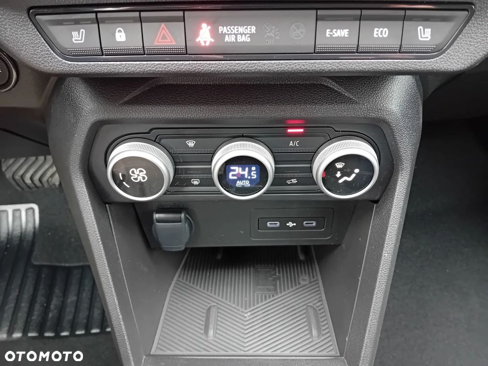 Dacia Jogger 1.8 Full Hybrid 155 Journey MMT 7os - 28