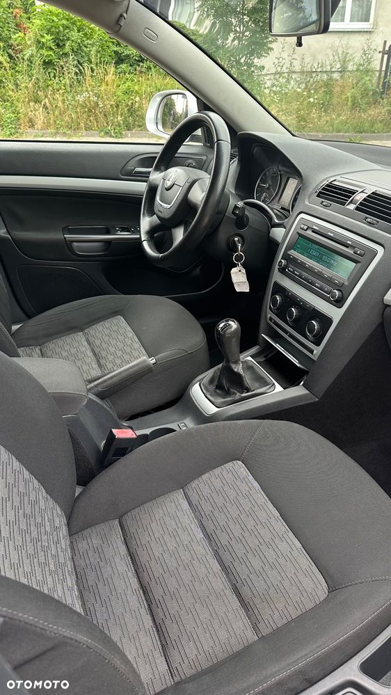 Skoda Octavia 2.0 TDI Elegance - 23