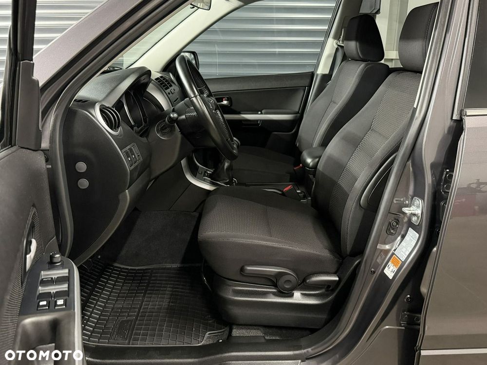 Suzuki Grand Vitara - 11