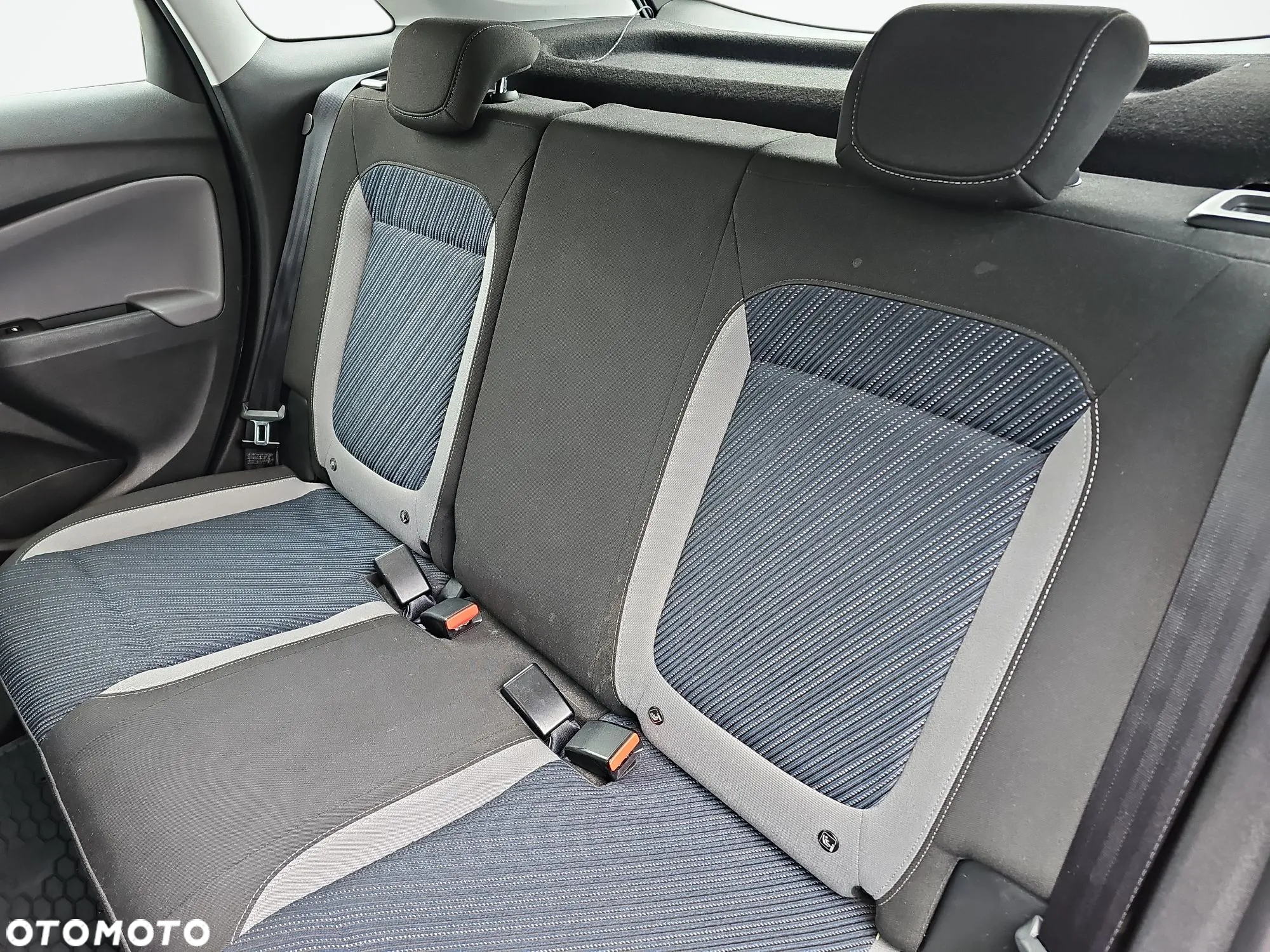 Opel Crossland X 1.2 T Elite S&S - 20