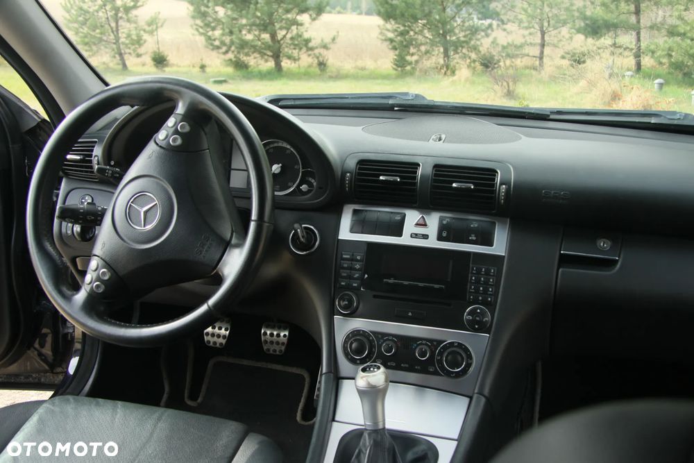 Mercedes-Benz Klasa C 200 CDI Classic Sport Edition - 13