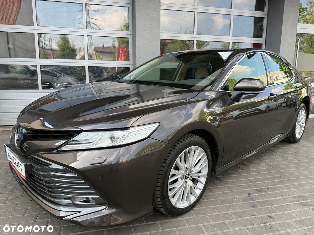 Toyota Camry 2.5 Hybrid Executive CVT - 27