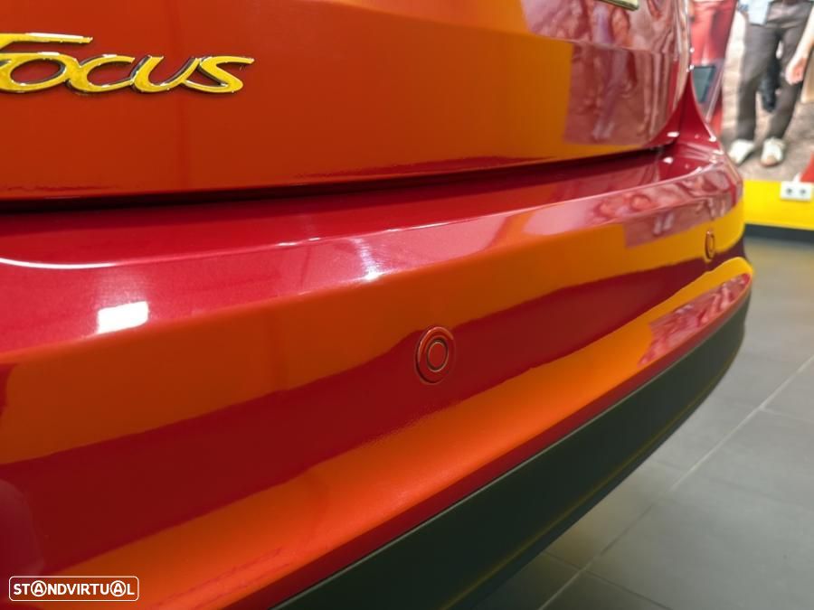 Ford Focus 1.5 TDCi Titanium - 16