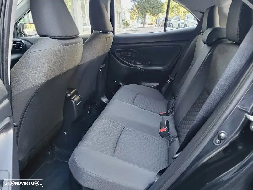 Toyota Yaris Cross 1.5 HDF Comfort Plus - 47