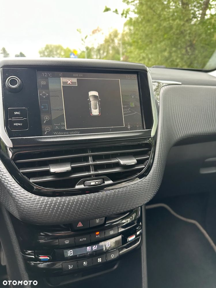 Peugeot 2008 120 VTI Allure - 21