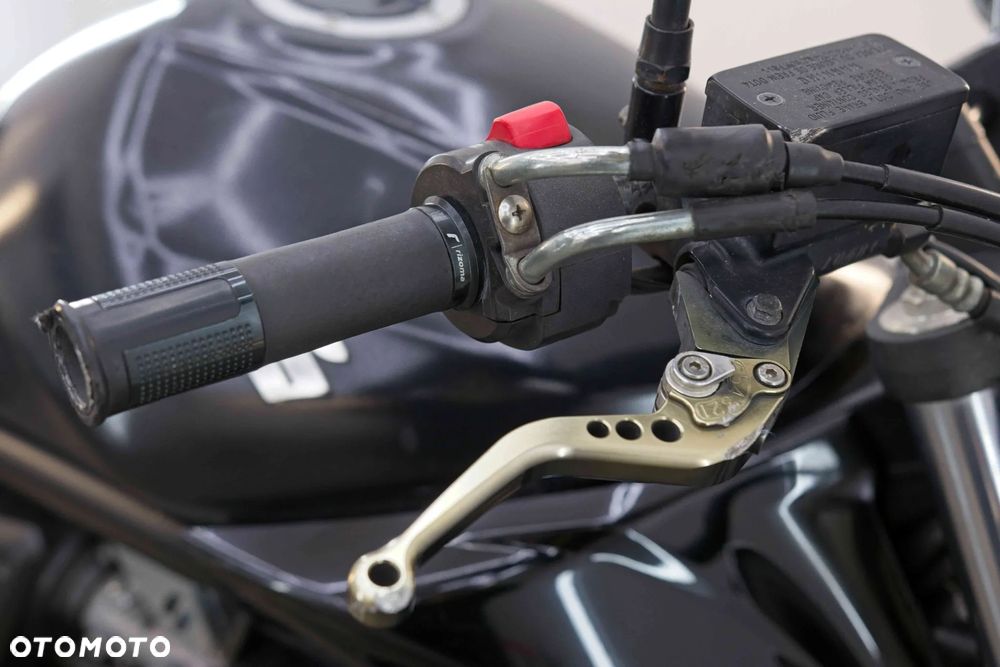 Suzuki Bandit - 37