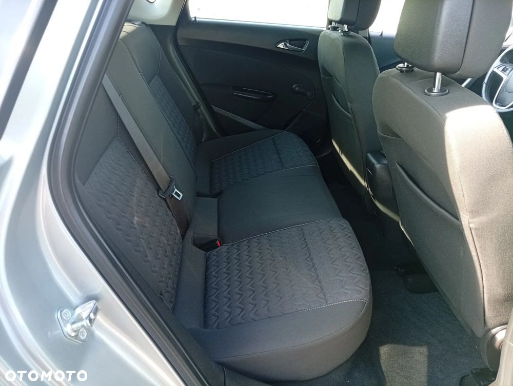 Opel Astra 1.4 T Active EU6 - 23