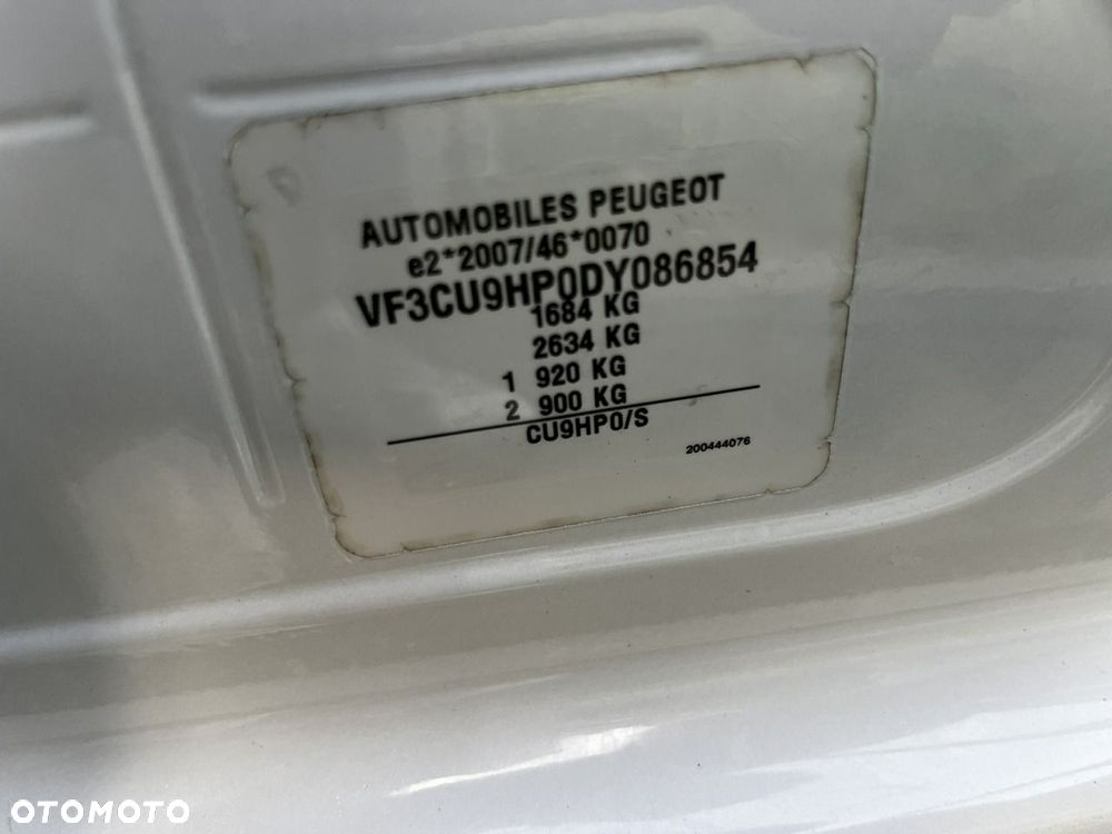 Peugeot 2008 - 22