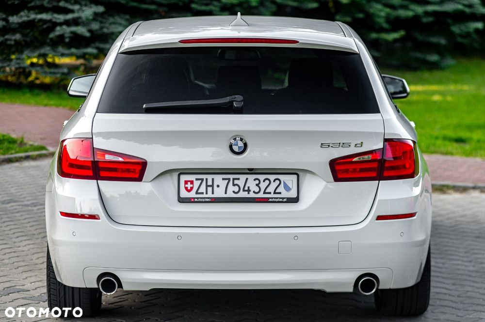 BMW Seria 5 535d xDrive Sport-Aut Modern Line - 13