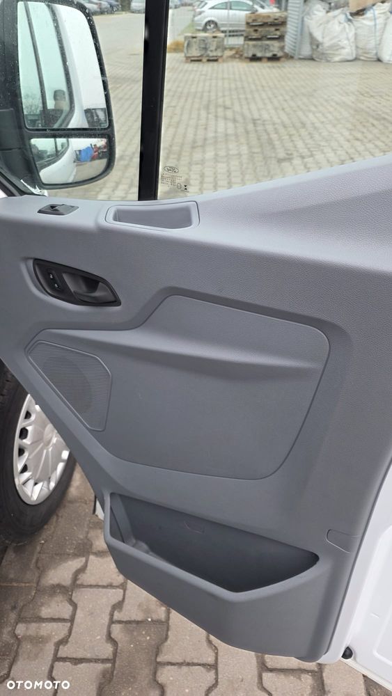 Ford TRANSIT - 26