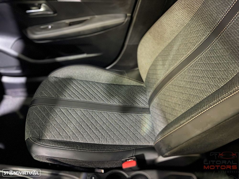 Peugeot 208 1.2 PureTech Active - 20