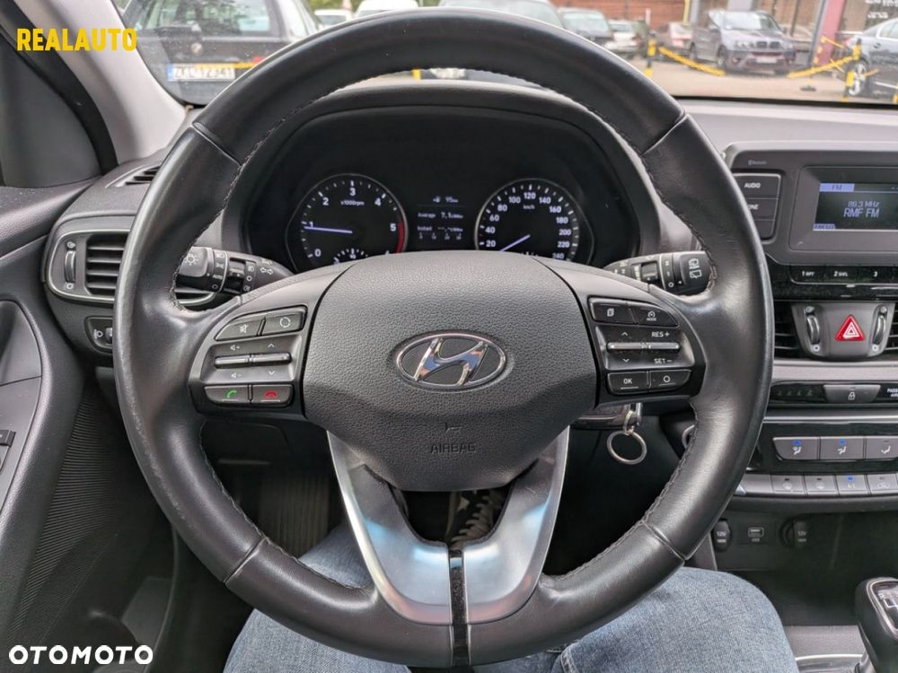 Hyundai i30 - 19