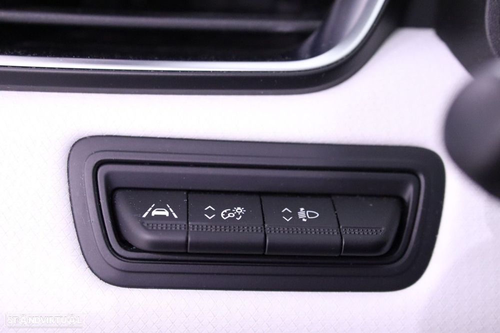 Renault Clio 1.0 TCe Techno - 18