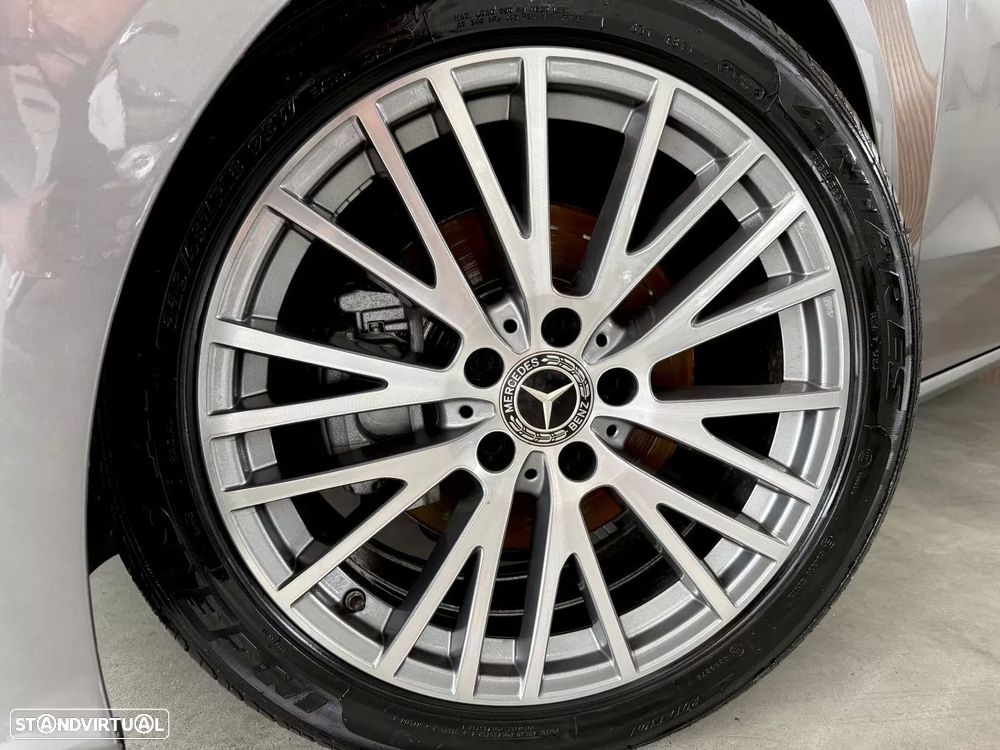 Mercedes-Benz CLA 180 d Shooting Brake Progressive - 38