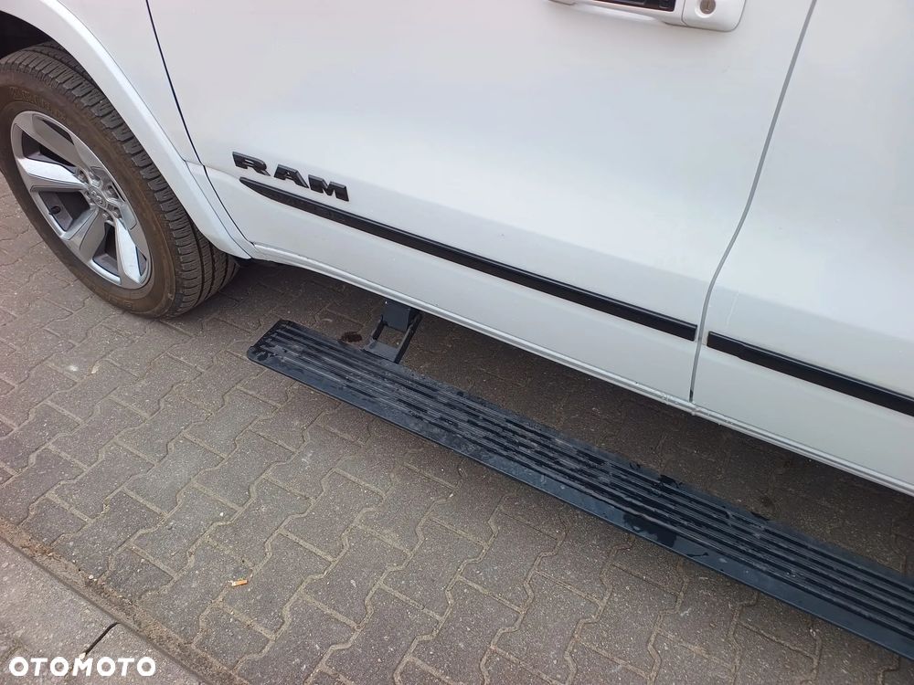 Dodge RAM 5.7 4x4 - 33