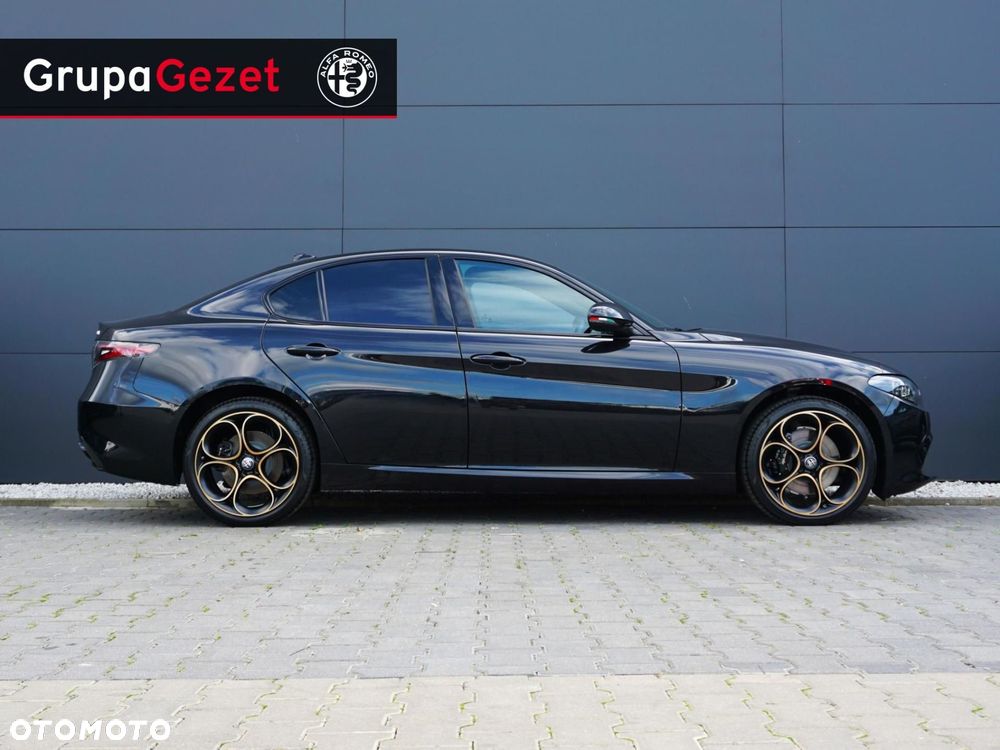 Alfa Romeo Giulia - 3