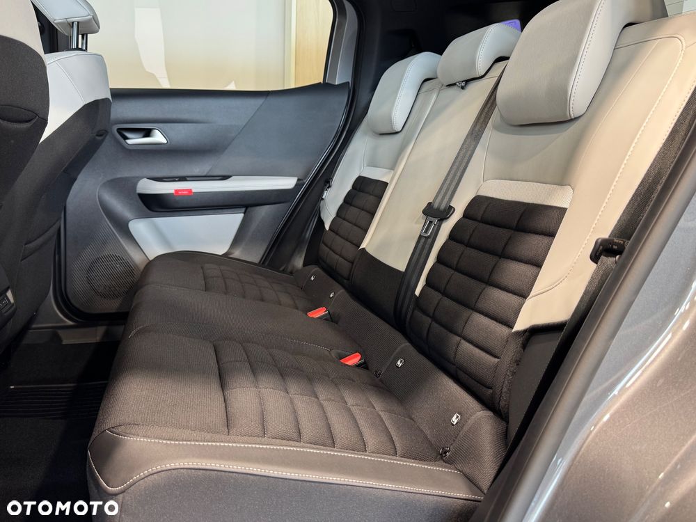 Citroën C3 Aircross 1.2 mHEV Max S&S eDCT6 - 7