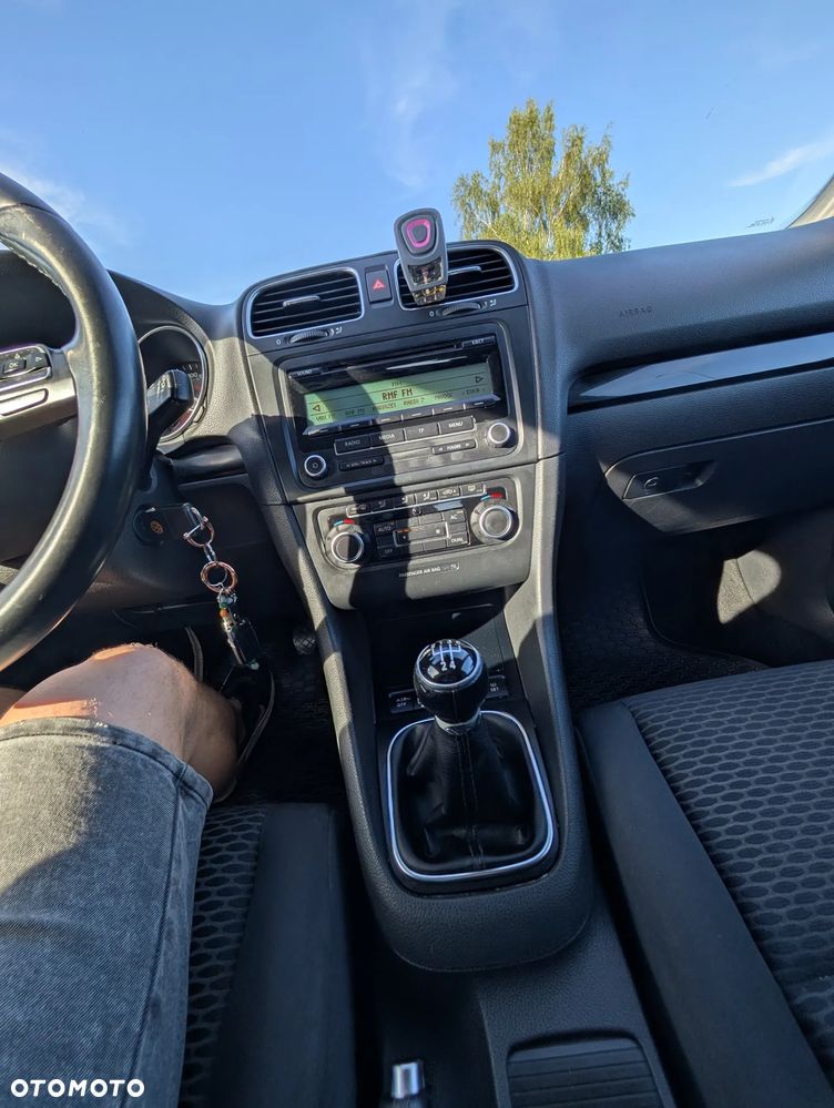 Volkswagen Golf - 8