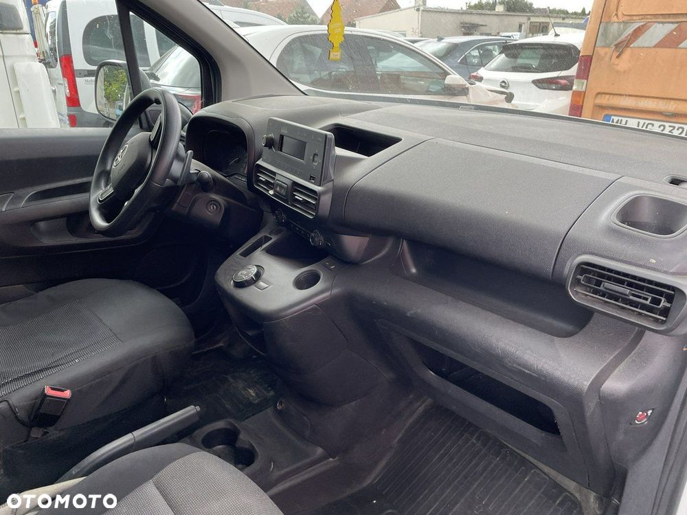 Toyota Proace City - 13