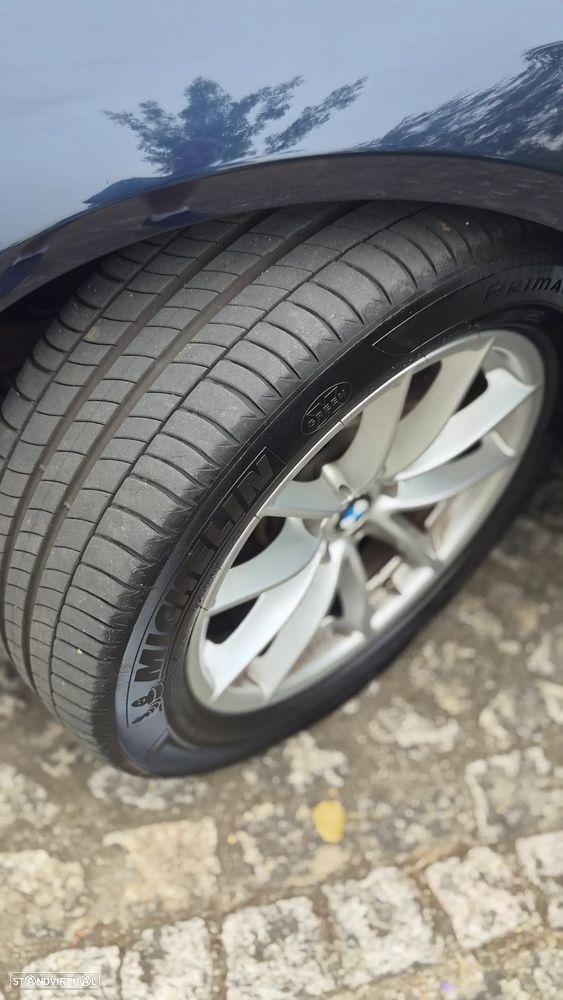 BMW 520 d xDrive Line Luxury Auto — fotografia 10