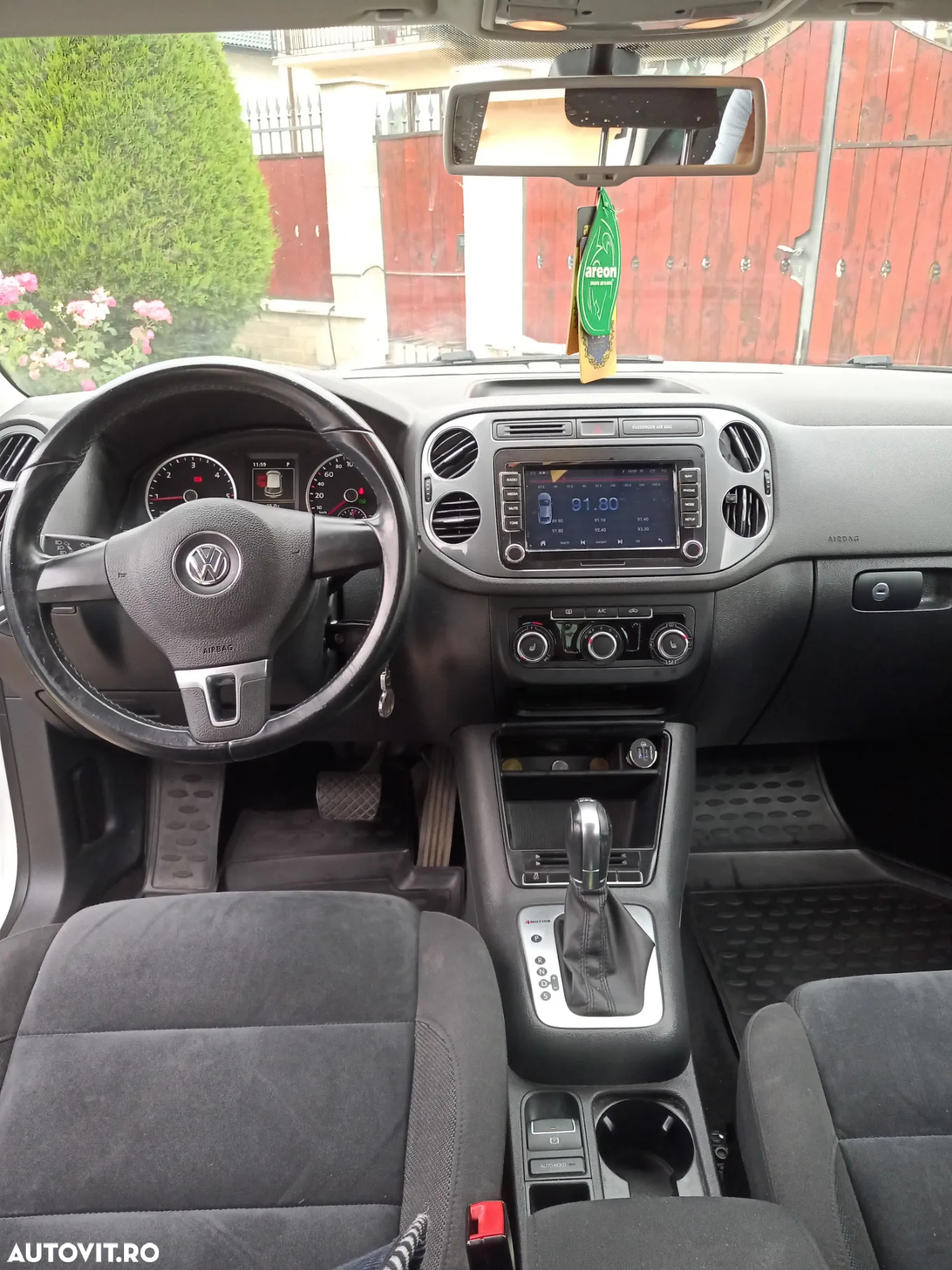 Volkswagen Tiguan 2.0 TDI 4Mot DSG Trendline - 8