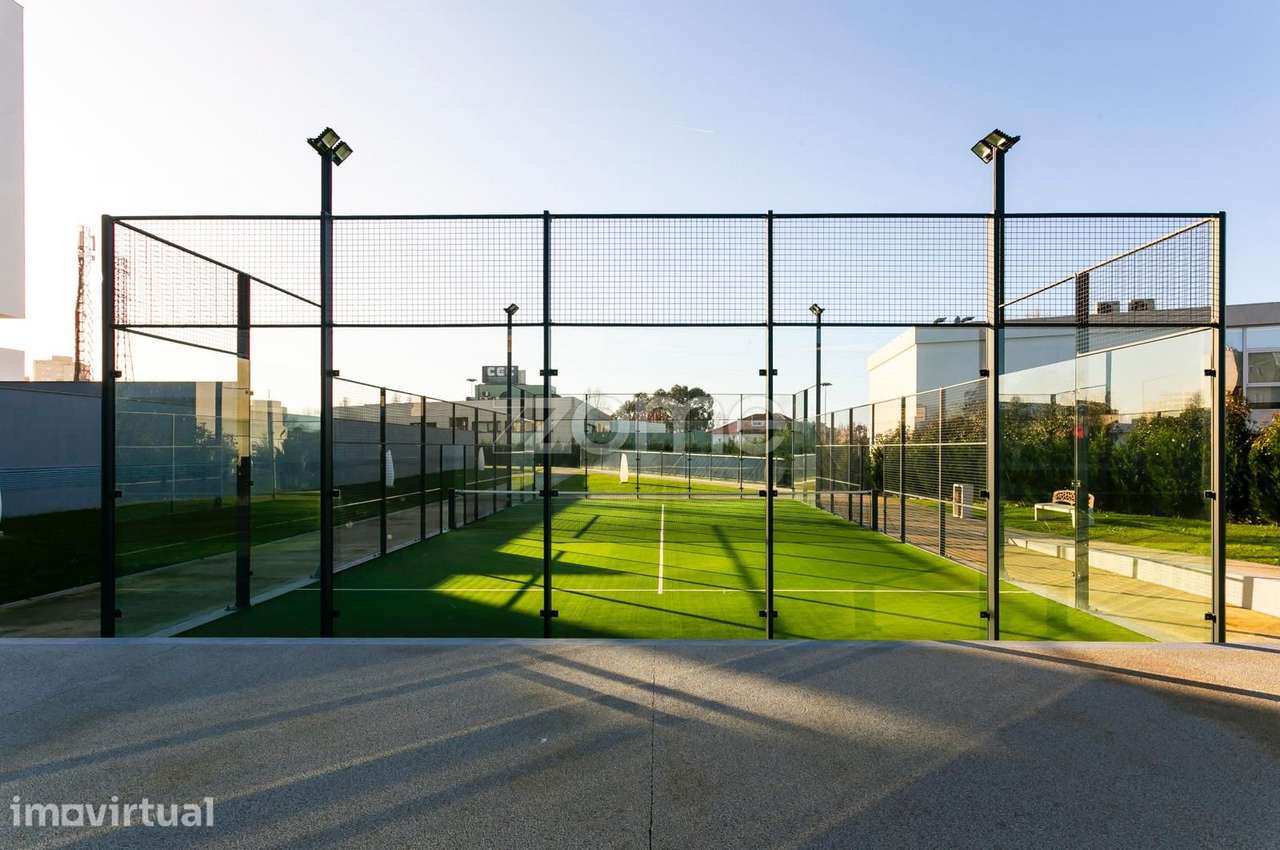 Apartamento T2 com Terraço no prestigiado edifício Molares 21 - Grande imagem: 3/25
