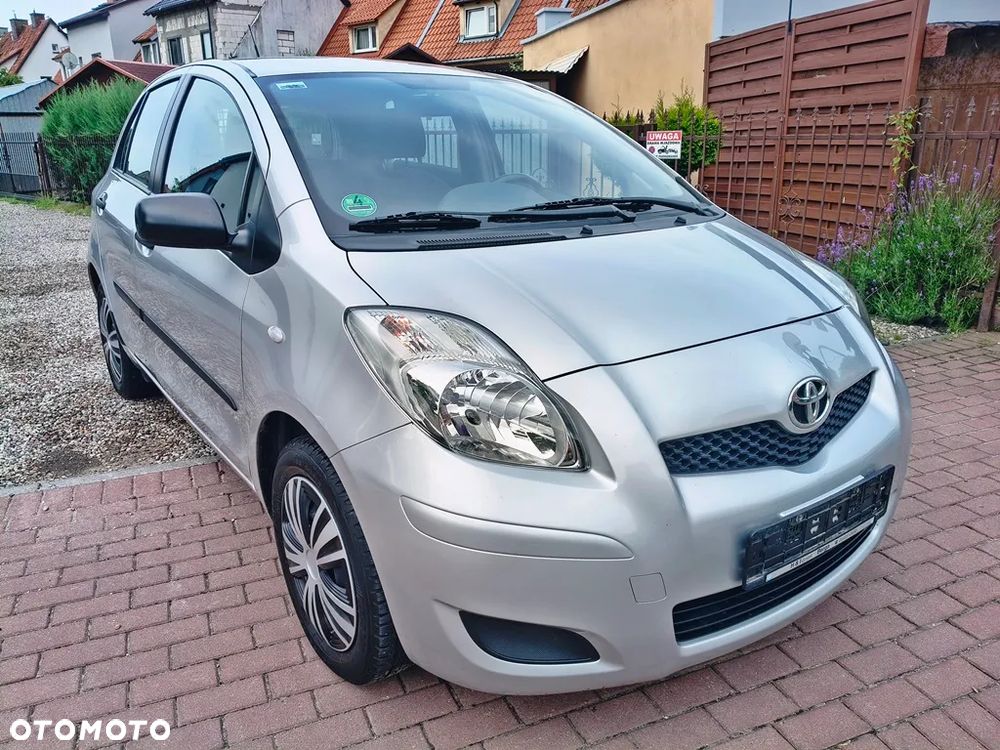 Toyota Yaris 1.33 VVT-i Life - 10