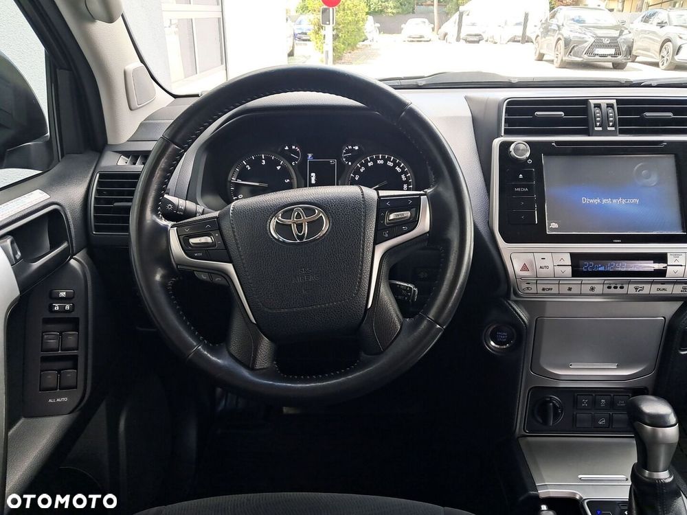 Toyota Land Cruiser LC 2.8 D-4D Prado - 17