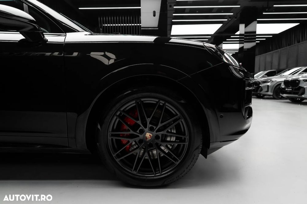 Porsche Cayenne GTS - 30