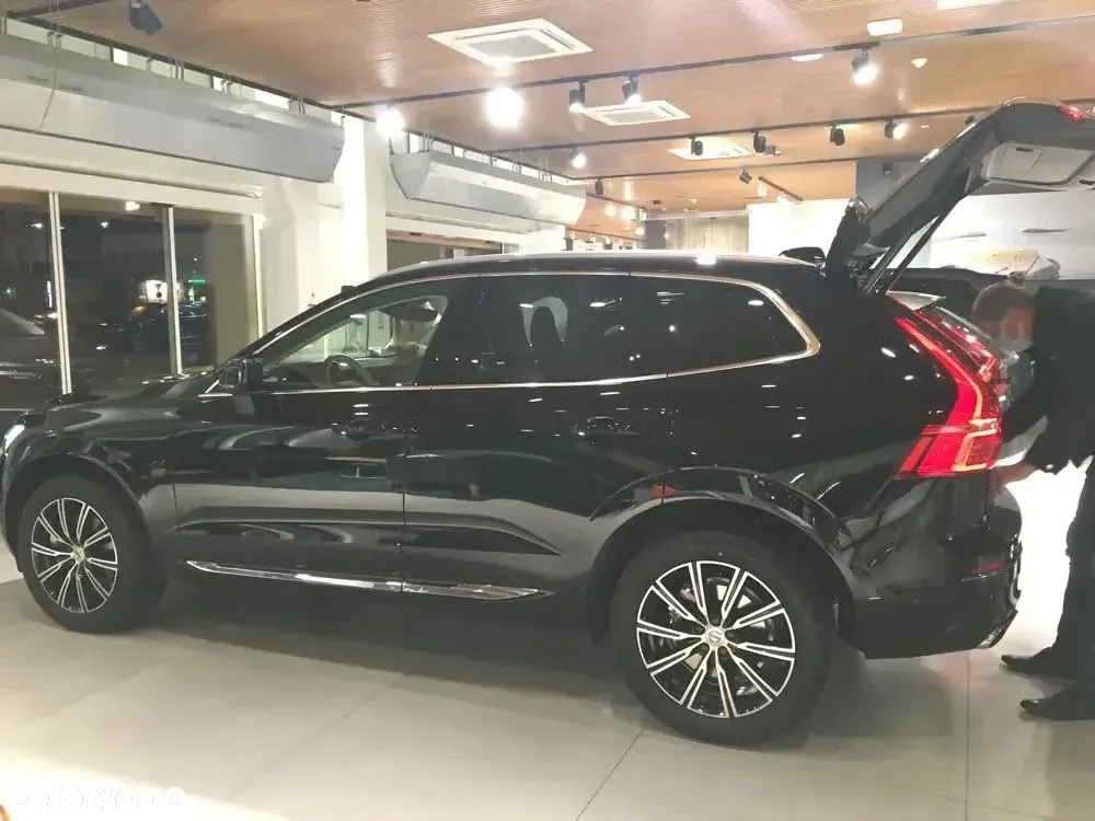 Volvo XC 60 B5 D AWD Inscription - 6