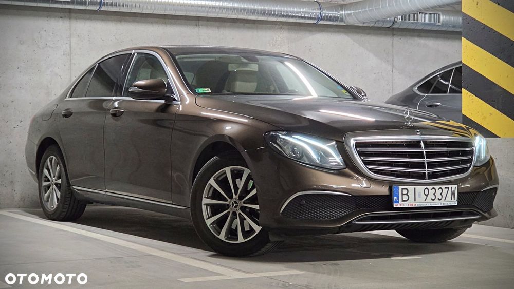 Mercedes-Benz Klasa E 220 d 4-Matic 9G-TRONIC - 1