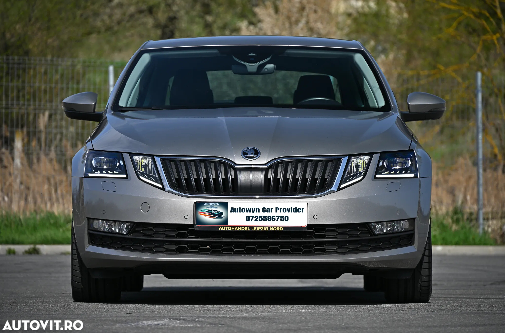 Skoda Octavia 2.0 TDI DSG Style - 6