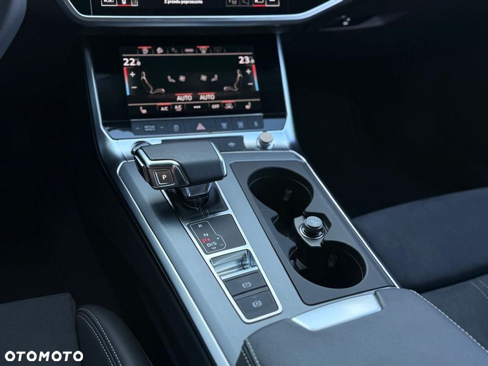 Audi A6 Allroad - 34