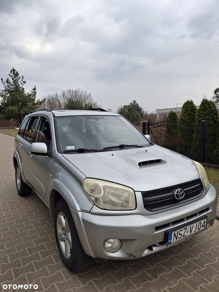 Toyota RAV4 2.0 D-4D 4x4 - 2