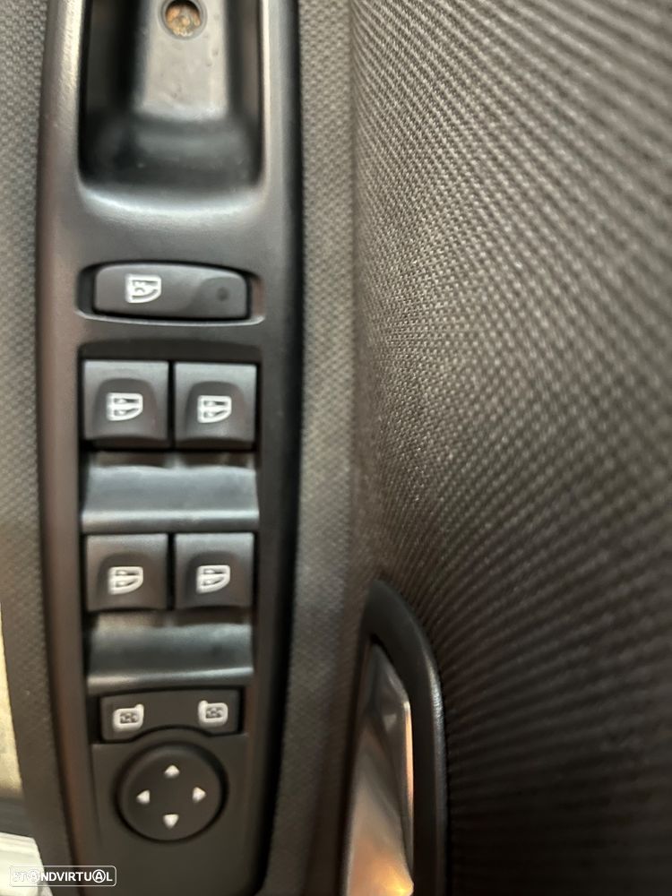 Renault Grand Scénic 1.5 dCi Dynamique S 7L - 16
