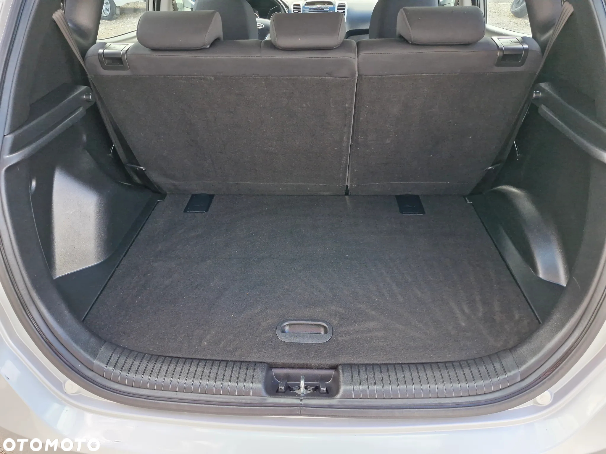 Hyundai ix20 1.4 Comfort - 23
