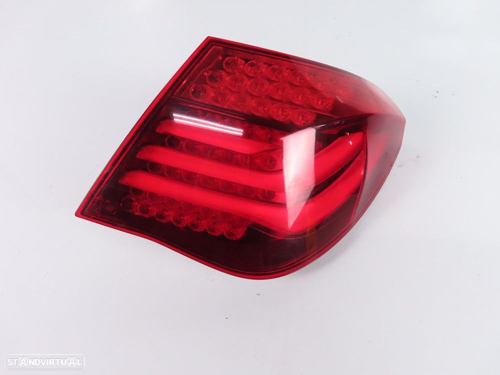 Farolim Esquerdo/Trás Usado / Original BMW 7 (F01, F02, F03, F04) 63217300268 - 1